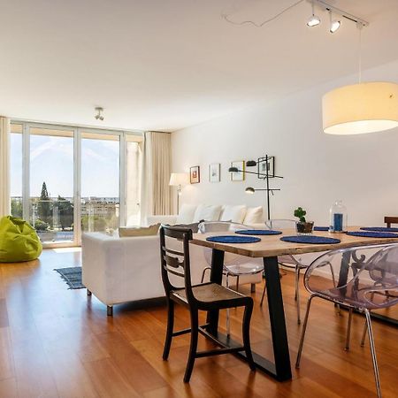 Guestready - Alges Apt With Stunning Rooftop Pool Algés Exterior foto