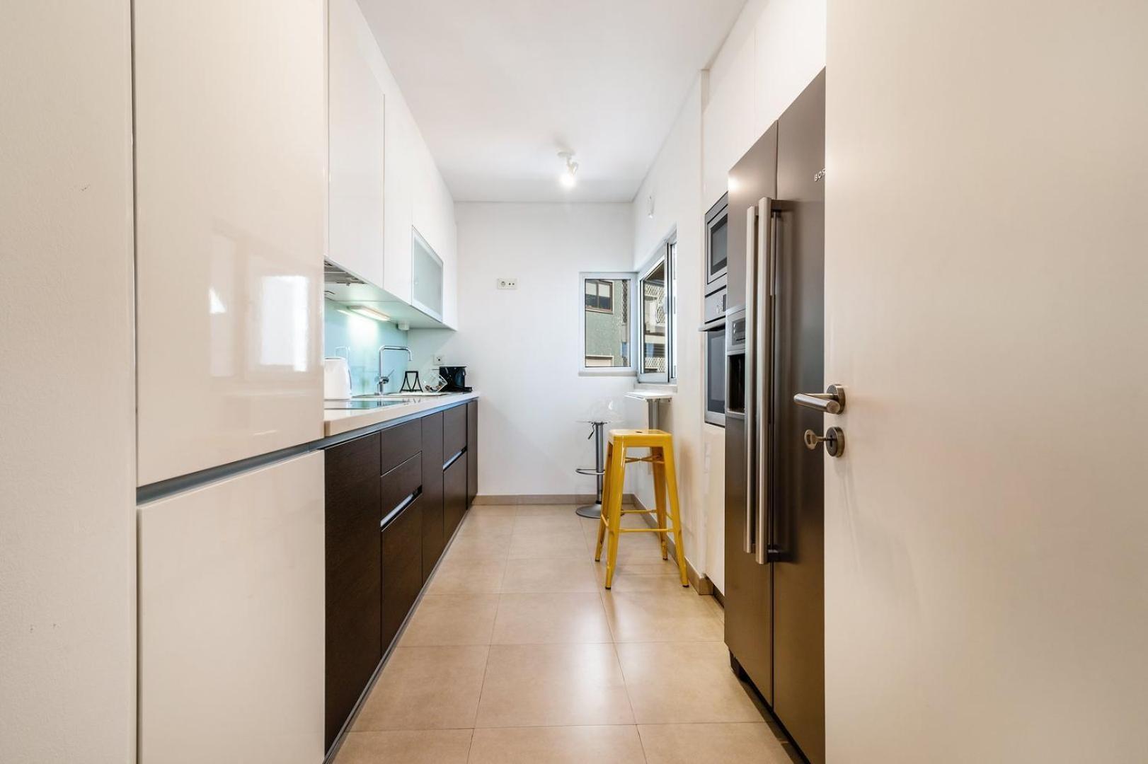 Guestready - Alges Apt With Stunning Rooftop Pool Algés Exterior foto