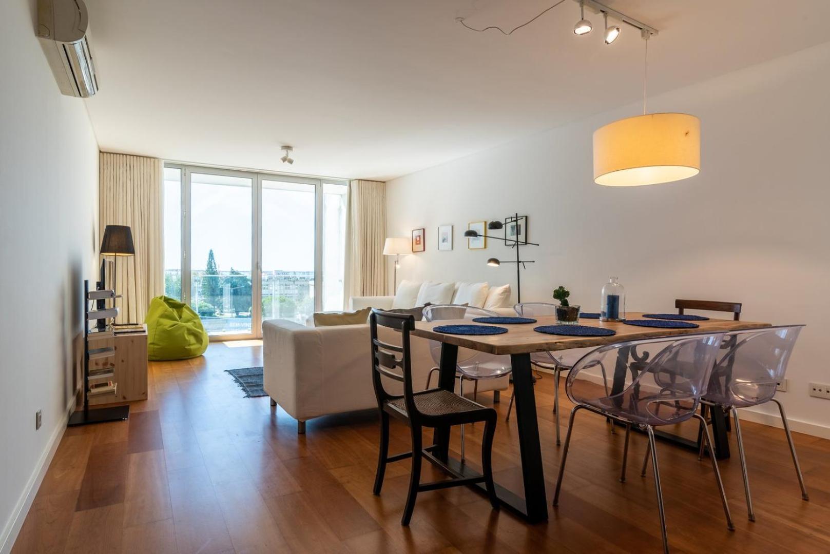 Guestready - Alges Apt With Stunning Rooftop Pool Algés Exterior foto